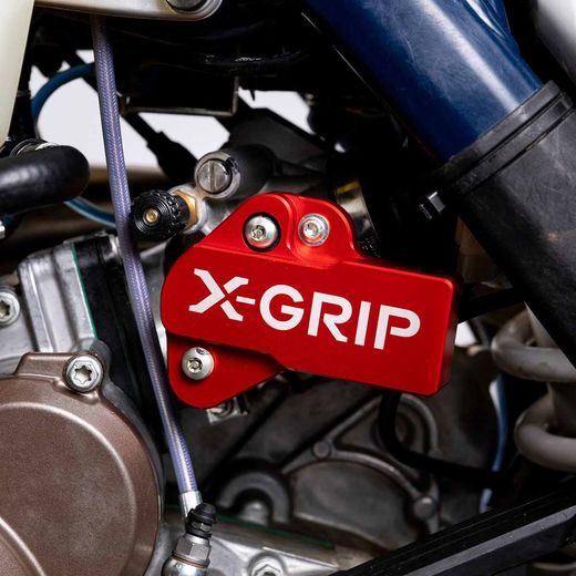 X-GRIP – CHRÁNIČ SNÍMAČA ŠKRTIACEJ KLAPKY V2, MODRÝ – GASGAS EC 250 (2021–2023) A ĎALŠIE