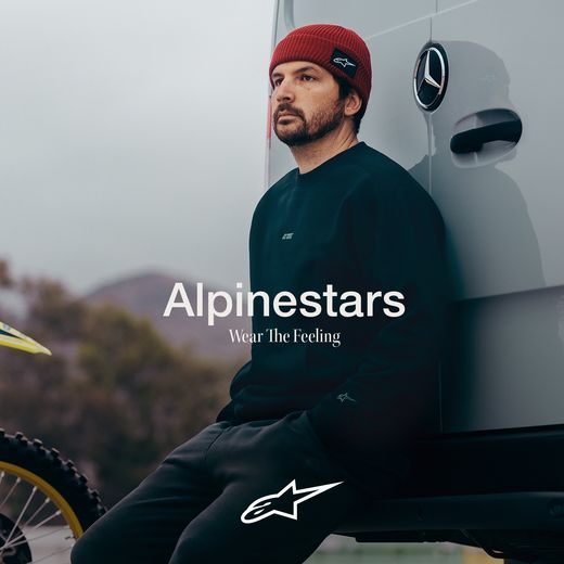 ALPINESTARS GUISE OVERSIZED CREW – VOĽNOČASOVÁ MOTO MIKINA (ČIERNA)