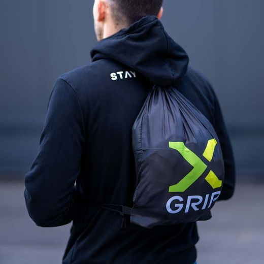 VAK SO SŤAHOVACÍMI ŠNÚRKAMI X-GRIP – ČIERNA