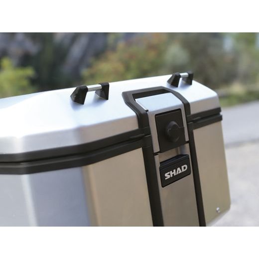 VRCHNÝ HLINÍKOVÝ KUFOR NA MOTORKU SHAD TERRA TR48 D0TR48100