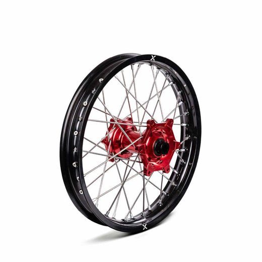 KOMPLETNÉ KOLESO V2 X-GRIP – 19" X 2,15", ČIERNA/ČERVENÁ