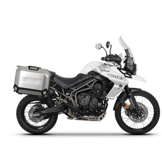 KOMPLETNÁ SADA BOČNÝCH HLINÍKOVÝCH KUFROV SHAD TERRA, 36/47 LITROVÝ BOČNÉ KUFRE, VRÁTANE MONTÁŽNEJ SADY SHAD TRIUMPH TIGER 800