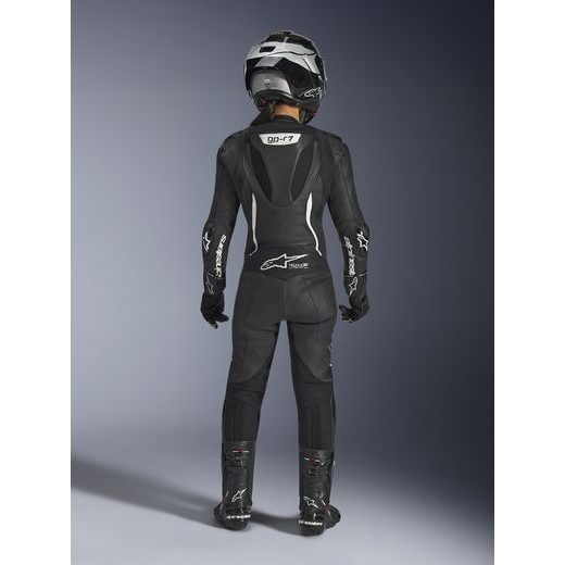 ALPINESTARS STELLA GP-R7 – DÁMSKA MOTOCYKLOVÁ KOMBINÉZA (ČIERNA) 2026