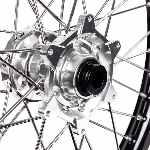 KOMPLETNÉ KOLESO V2 X-GRIP – 19" X 2,15", ČIERNA/STRIEBORNÁ – GASGAS MC 125 (2021 - 2023) A ĎALŠIE MODELY