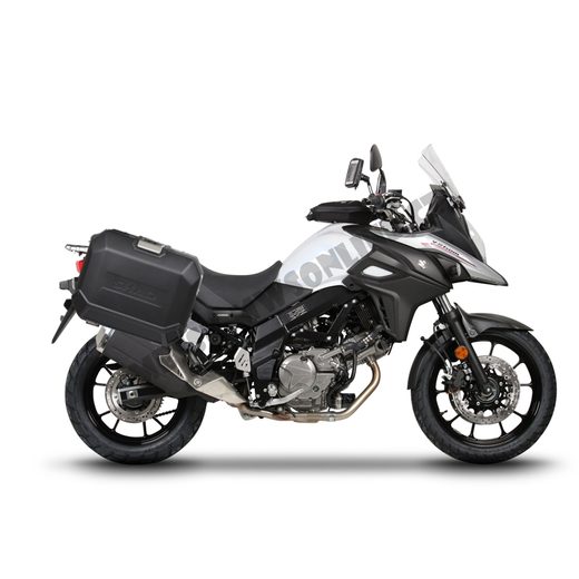 KOMPLETNÁ SADA BOČNÝCH ČIERNYCH HLINÍKOVÝCH KUFROV SHAD TERRA BLACK, 47/47 LITROV BOČNÉ KUFRE, VRÁTANE MONTÁŽNEJ SADY SHAD SUZUKI DL 650 V-STROM
