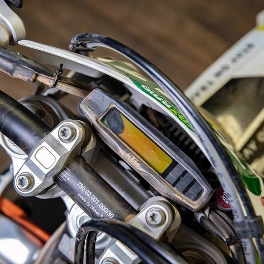 X-GRIP – CHRÁNIČ TACHOMETRA, ČIERNY – KTM EXC 150 TPI (2020–2023) A ĎALŠIE