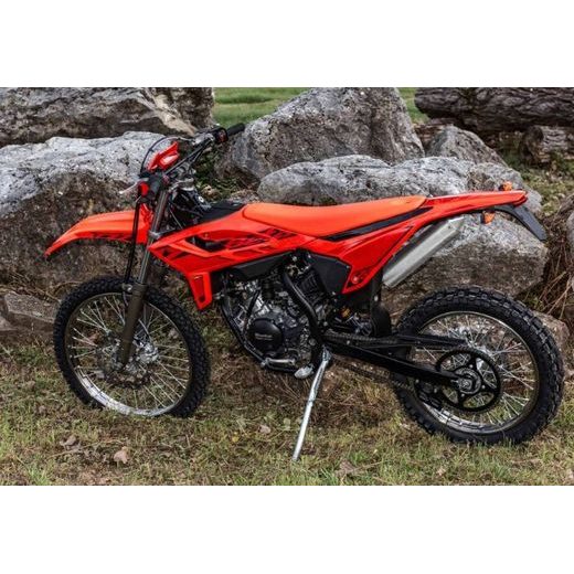 MOTOCYKEL BETA RR 2T 50 ČERVENÁ
