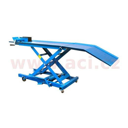 MOTOCYKLOVÝ ZDVIHÁK, HYDRAULICKÝ, NOSNOSŤ 360 KG, CELKOVÝ ROZMER PLOŠINY 2200X500 MM