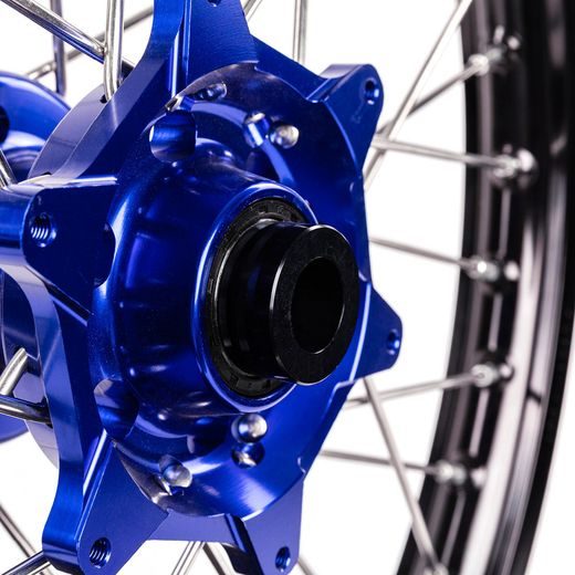 KOMPLETNÉ KOLESO V1 X-GRIP – 19" X 2,15", ČIERNA/MODRÁ – GASGAS MC 125 (2021 - 2022) A ĎALŠIE MODELY
