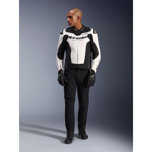 ALPINESTARS GP FORCE V2 – MOTOCYKLOVÁ BUNDA NA CESTNÚ JAZDU (BIELA/ČIERNA) 2026