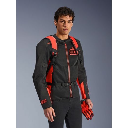 ALPINESTARS AMP-3 MM93 KOLEKCIA – BATOH NA MOTORKU (MOTOCYKLOVÝ RUKSAK) (ČERVENÁ FLUO/ČERVENÁ/ČIERNA, OBJEM 17 L) 2026