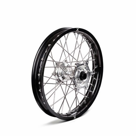 KOMPLETNÉ KOLESO V2 X-GRIP – 19" X 2,15", ČIERNA/STRIEBORNÁ – GASGAS MC 125 (2021 - 2023) A ĎALŠIE MODELY