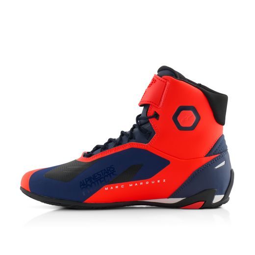 ALPINESTARS FASTER-4 MM93 KOLEKCIA – MOTOCYKLOVÉ TOPÁNKY NA CESTNÚ JAZDU (ČERVENÁ FLUO/MODRÁ/BIELA) 2025