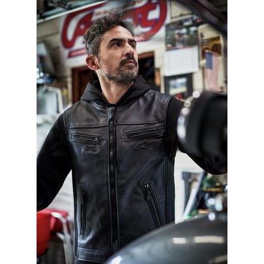 ALPINESTARS AIRBAGOVÁ VESTA TECH-AIR®3 LEATHER SYSTÉM – AIRBAGOVÝ SYSTÉM NA MOTORKU (ČIERNA) 2025