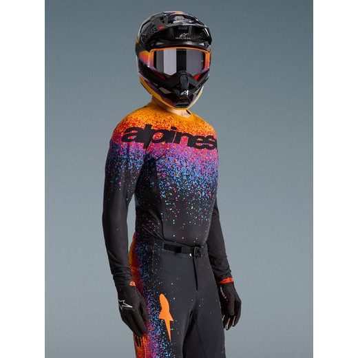 ALPINESTARS SUPERTECH LIMITOVANÁ EDÍCIA BLACK HOLE – MOTOKROSOVÝ DRES NA MX A ENDURO (ČIERNA/MULTICOLOR) 2026