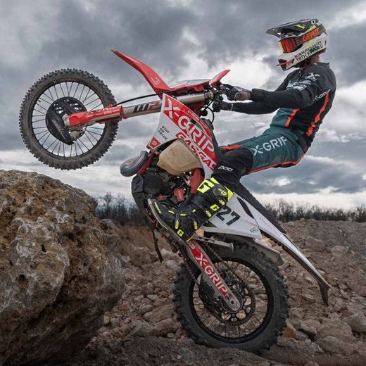 SÚPRAVA POLEPOV MOTOCYKLA X-GRIP – ČIERNA/ČERVENÁ