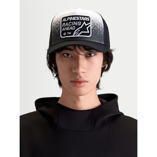 ALPINESTARS GRAVEL TRUCKER – VOĽNOČASOVÁ ŠILTOVKA (ČIERNA/BIELA)