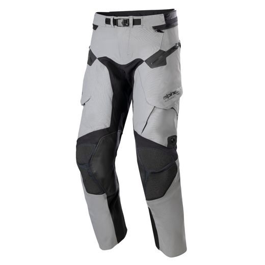 ALPINESTARS BOULDER GORE-TEX – MOTOCYKLOVÉ NOHAVICE NA CESTNÚ JAZDU (TMAVO SIVÁ/ČIERNA) 2024