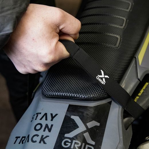 ZADNÝ ZDVÍHACÍ POPRUH X-GRIP – ČIERNA