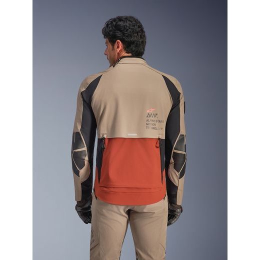 ALPINESTARS AMT-8 STRETCH DRYSTAR XF – MOTOCYKLOVÁ BUNDA NA CESTNÚ JAZDU (HNEDÁ/ORANŽOVÁ/ČIERNA) 2026