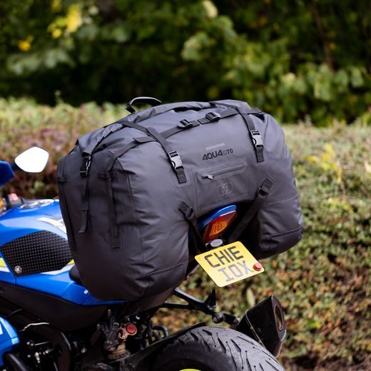 BRAŠNA NA ZADNÉ SEDLO AQUA D-70, OXFORD (ČIERNA)