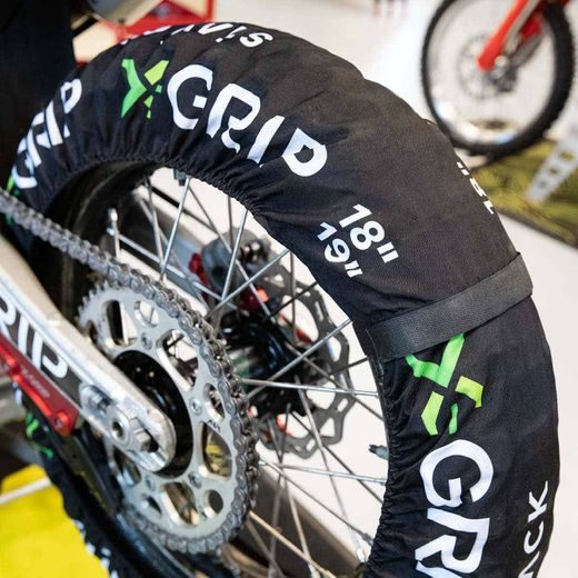 OBAL NA PNEUMATIKU X-GRIP – ČIERNA,18" & 19"