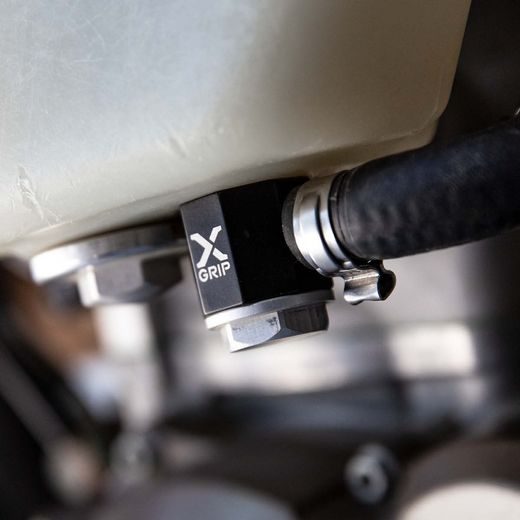 X-GRIP – PRÍPOJKA PALIVOVEJ NÁDRŽE, ORANŽOVÁ – GASGAS EC 250 (2021–2023) A ĎALŠIE