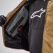 ALPINESTARS AIRBAGOVÁ VESTA TECH-AIR®3 CANVAS SYSTÉM – AIRBAGOVÝ SYSTÉM NA MOTORKU (BÉŽOVÁ) 2025