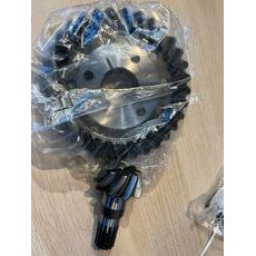 BEVEL GEAR, REAR GEAR CASE