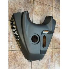 TOP COVER, WITH EMBLEM KRYT NÁDRŽE - TGB 550