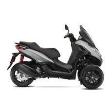 PIAGGIO MP3 300 HPE SPORT ARGENTO COMETA + POUKAZ NA 10.000 KČ