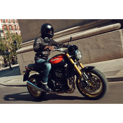 KAWASAKI Z900RS SE MY26 METALLIC SPARK BLACK