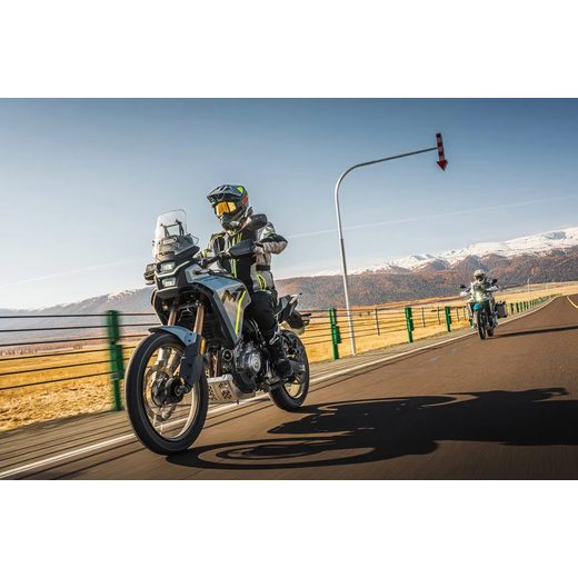 CFMOTO 450MT-RX 2025 TUNDRA GREY E5+ ZADNÍ BOX NEBO BRAŠNA ZDARMA