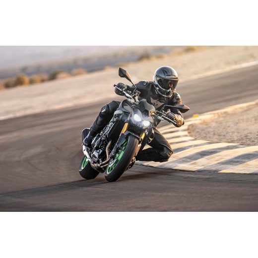 KAWASAKI Z900 SE MY26 METALLIC MATTE GRAPHITE GRAY / METALLIC MATTE CARBON GRAY+VÝFUK SC PROJECT ZDARMA