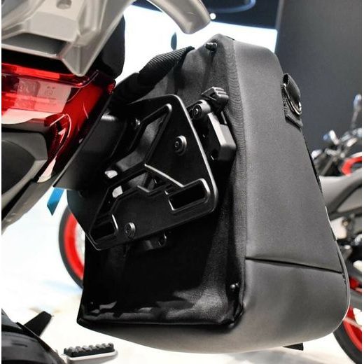 700CL‑X HERITAGE SADA BRAŠEN CFMOTO S DRŽÁKY