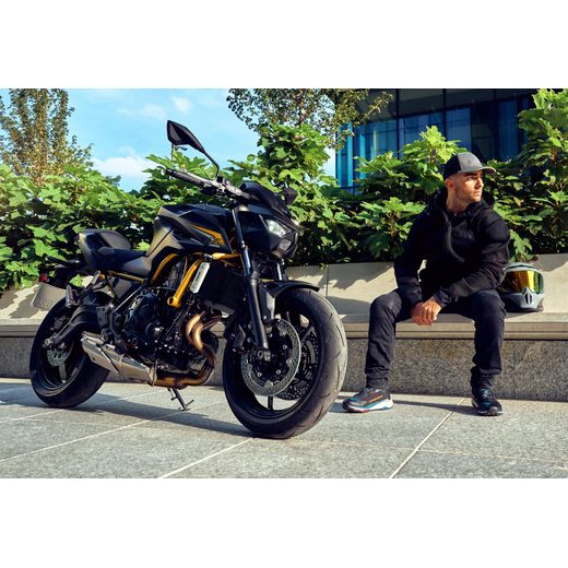 KAWASAKI Z650 S MY26 METALLIC MATTE GRAPHENESTEEL GRAY / METALLIC FLAT SPARK BLACK