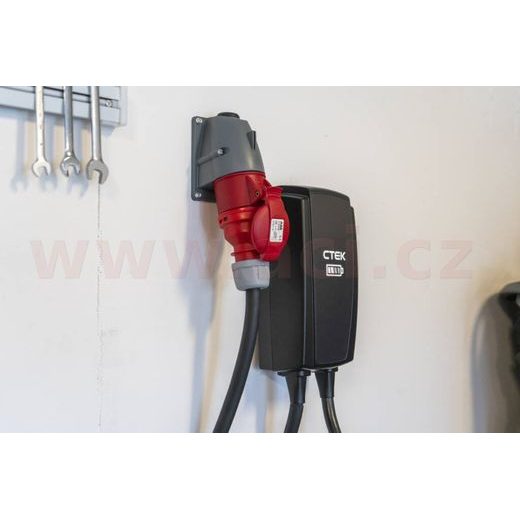 NABÍJEČKA PRO EV 400 V, 11 KW, ZÁSUVKA TYPE 2, CTEK NJORD GO
