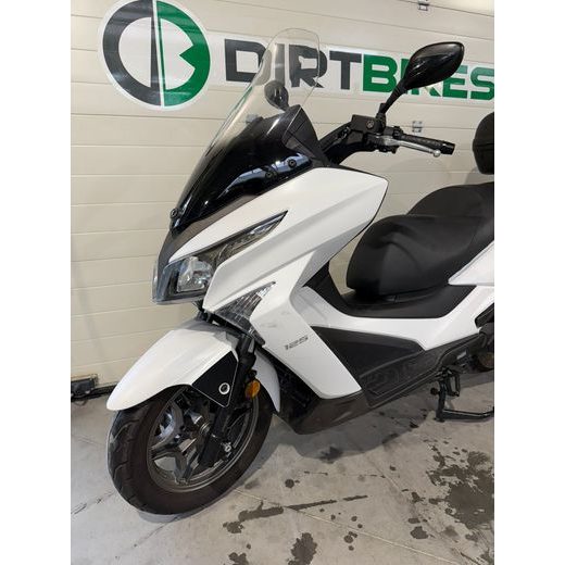 KYMCO XTOWN 125I - BAZAR (2)