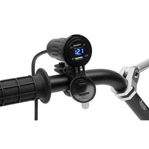 DVOJITÁ USB ZÁSUVKA S OSVĚTLENÍM A VOLTMETREM - UCHYCENÍ NA ŘÍDÍTKA
