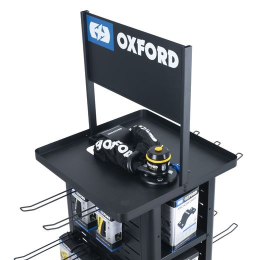 PREZENTAČNÍ STOJAN V PODOBĚ OSTRŮVKU UMÍSTITELNÉHO DO PROSTORU PRODEJEN, OXFORD (ŠXHLXV = 554X554X1617 MM)