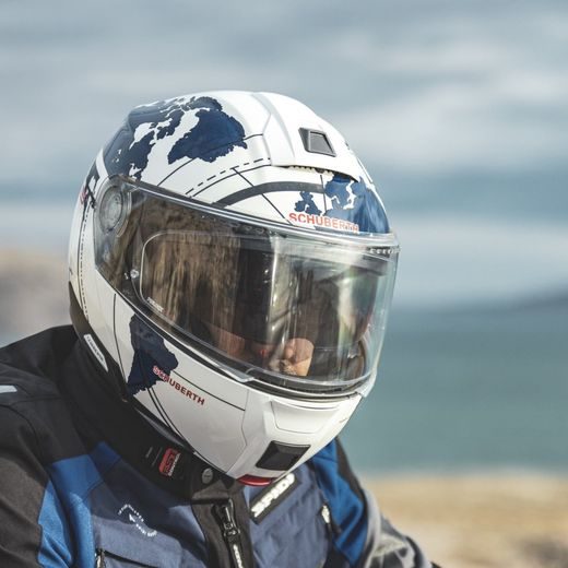 SCHUBERTH VÝKLOPNÁ HELMA C5 GLOBE BLUE