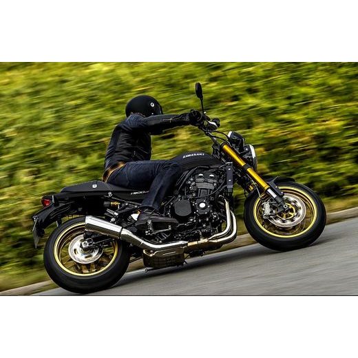 KAWASAKI Z900RS SE MY25 METALLIC FLAT SPARK BLACK / METALLIC MATTE CARBON GRAY