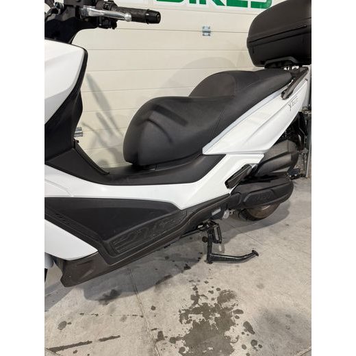 KYMCO XTOWN 125I - BAZAR (2)
