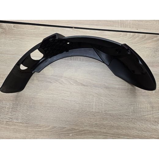 BLATNÍK LEVÝ PŘEDNÍ PIAGGIO MP3 300