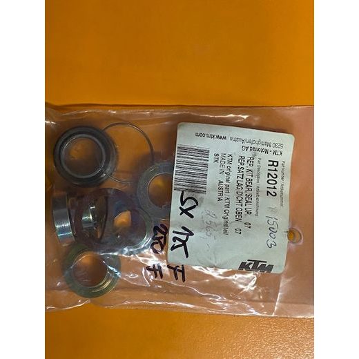 KTM  OPRAVNÁ SADA VRCHNÍHO LOŽISKA ZADNÍHO TLUMIČE