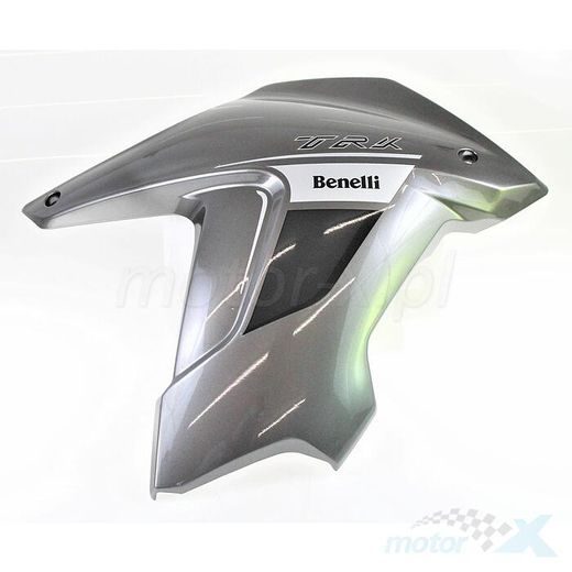 BOČNÍ PŘEDNÍ PRAVÝ PLAST NA BENELLI TRK 502 ŠEDÝ
