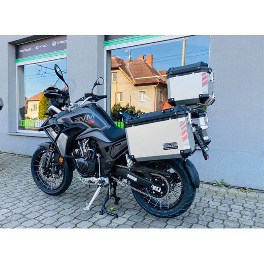 JAWA RVM 500 ADVENTURE ČERNÁ E5