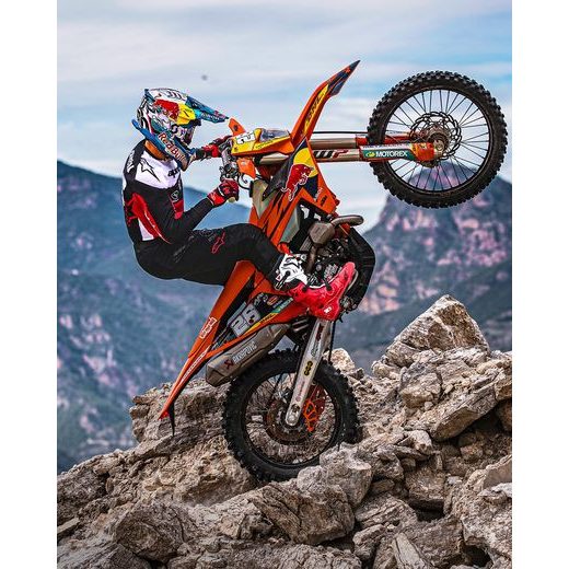 DRES PRO-DURA, ALPINESTARS (ČERNÁ/ČERVENÁ/BÍLÁ) 2025