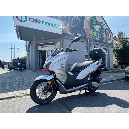 QJMOTOR MTX 125 ŠEDO-ČERVENÁ