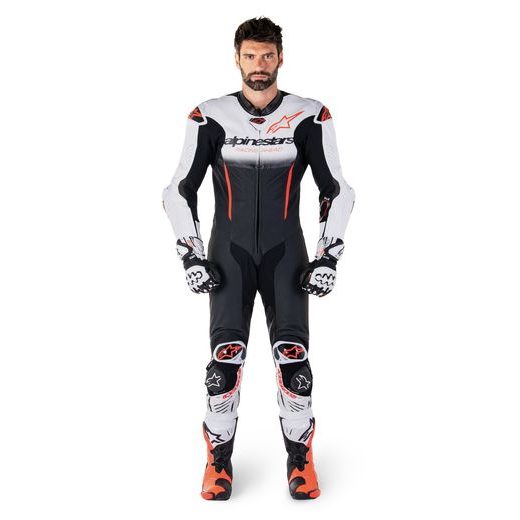 JEDNODÍLNÁ KOMBINÉZA GP-R7, TECH-AIR READY/KOMPATIBILNÍ, ALPINESTARS (BÍLÁ/ČERNÁ/ČERVENÁ FLUO) 2025